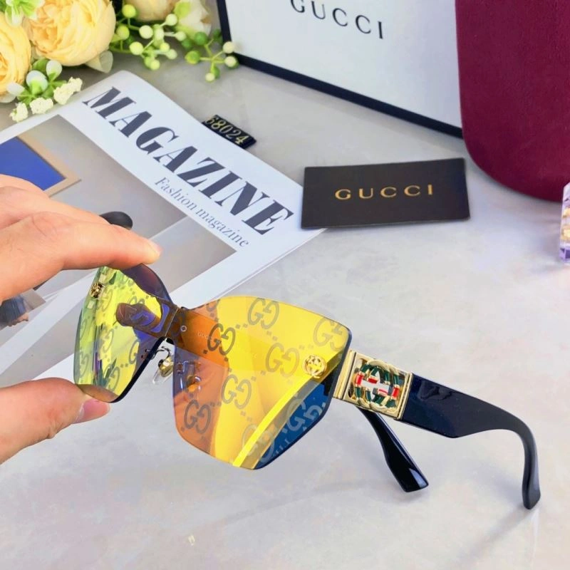 Lightweight Gucci Sunglasses 279722