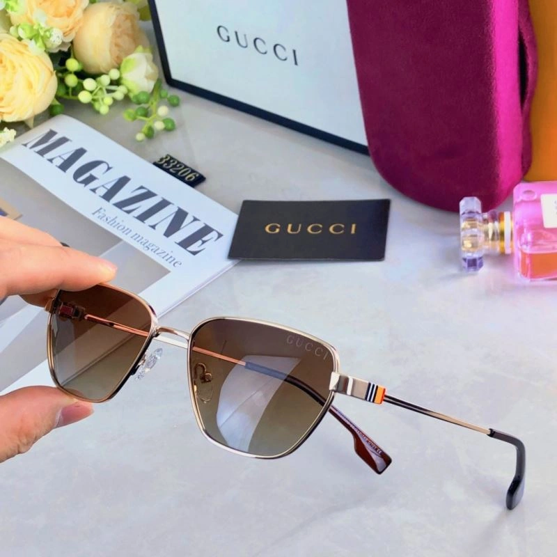 Gucci Sunglasses Sleek 279712