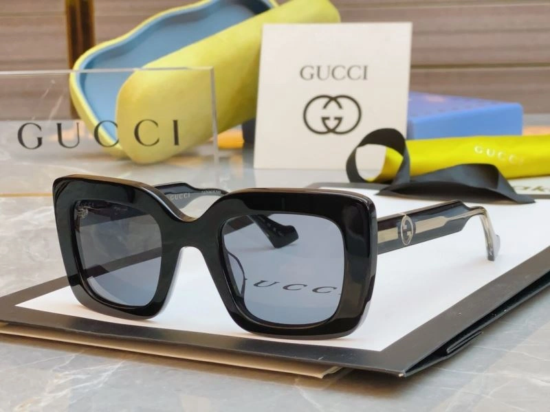 Gucci Sunglasses Modern 279739