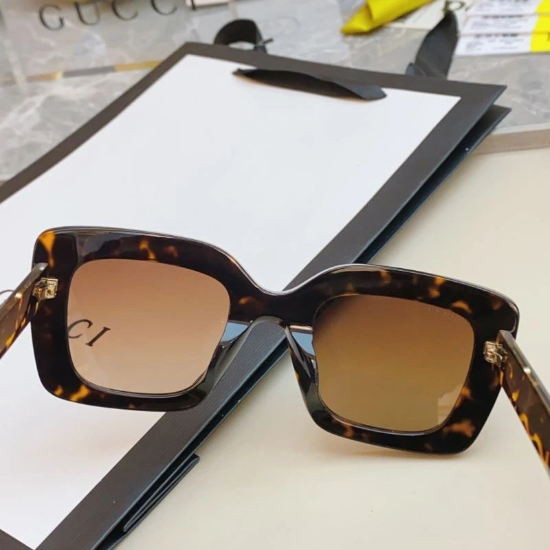 Gucci Sunglasses Modern 279739