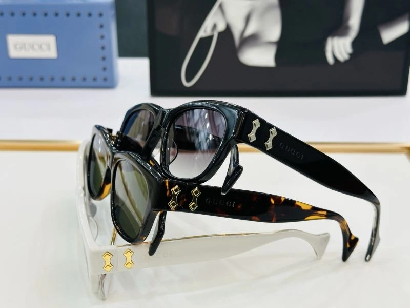 Gucci Sunglasses Seasonal 279703