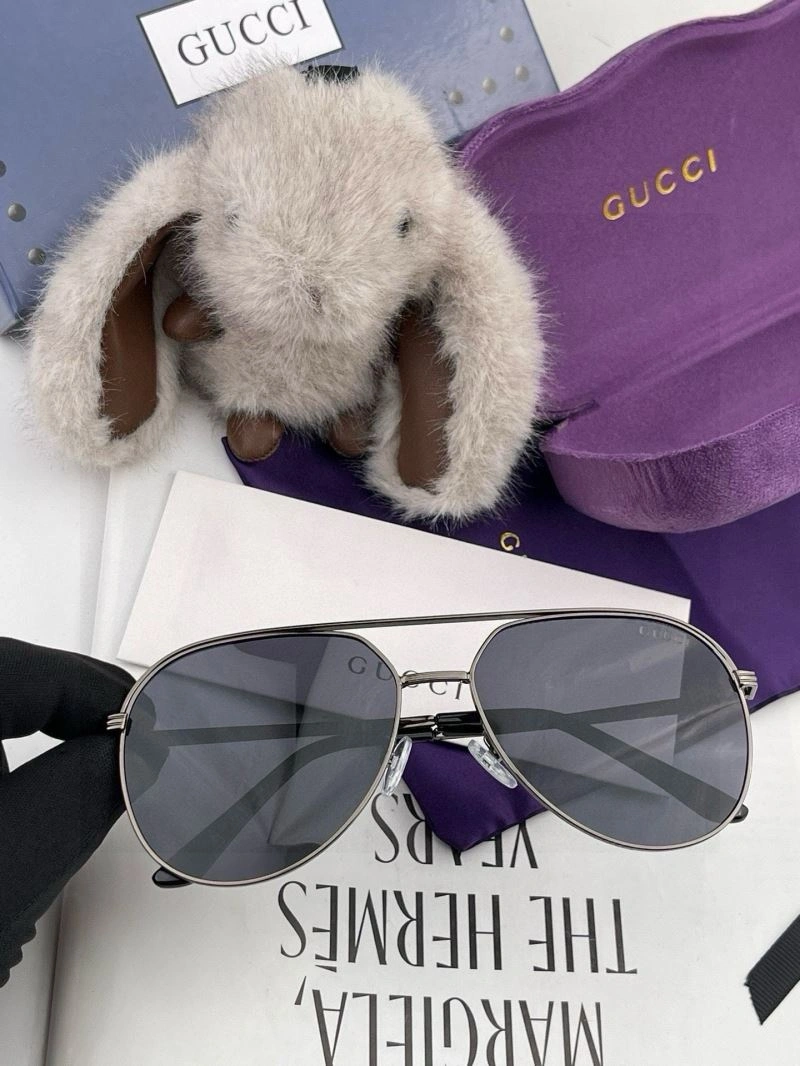 Gucci Sunglasses Contemporary 279697