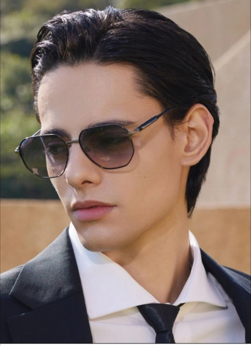 Gucci Sunglasses Sleek 279684