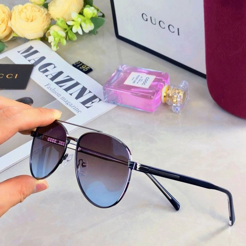 Gucci Sunglasses Breathable 279687