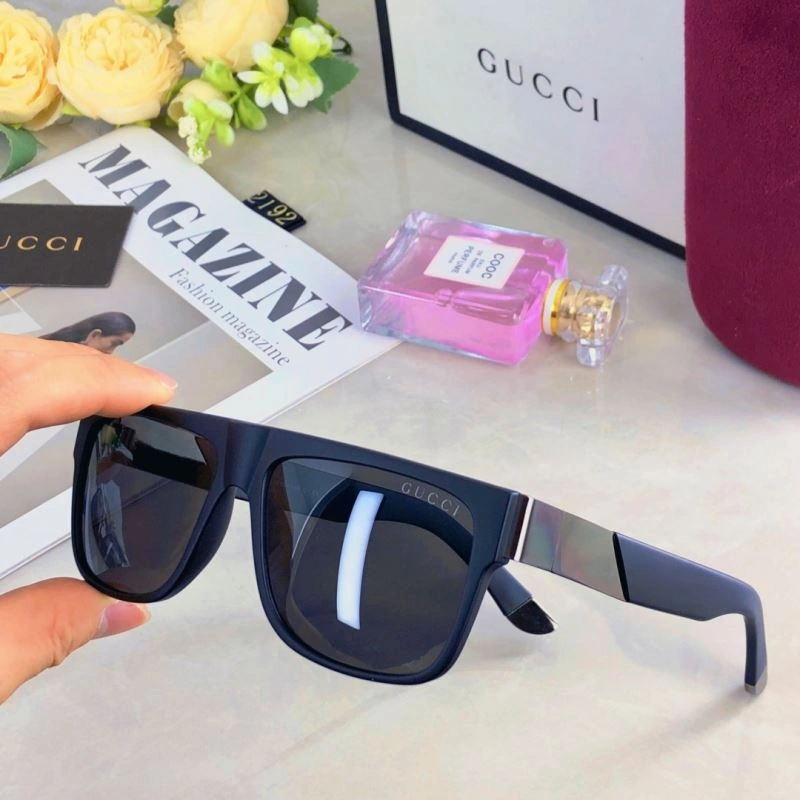 WellDesigned Gucci Sunglasses 279681