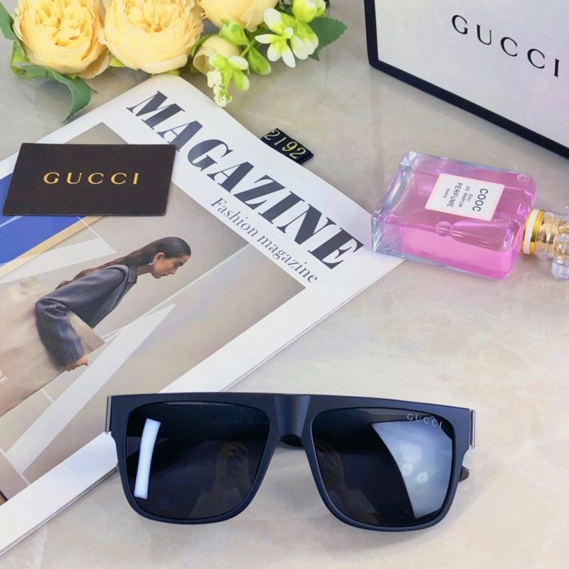 WellDesigned Gucci Sunglasses 279681