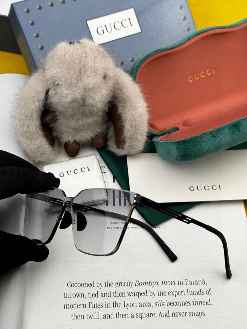 Reliable Gucci Sunglasses 279695