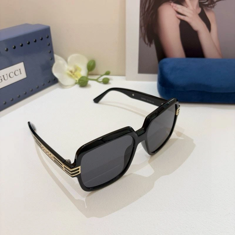 Durable Gucci Sunglasses 279690