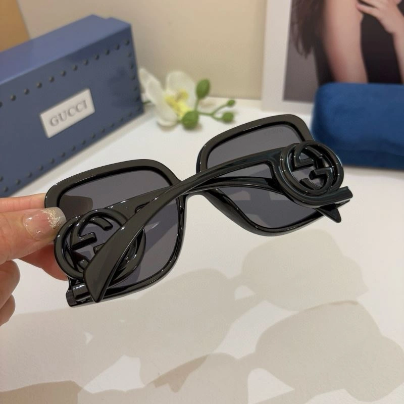 Vibrant Gucci Sunglasses 279674