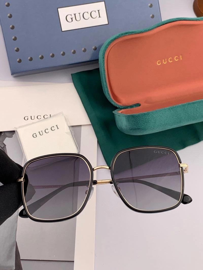 Gucci Sunglasses UrbanChic 279665