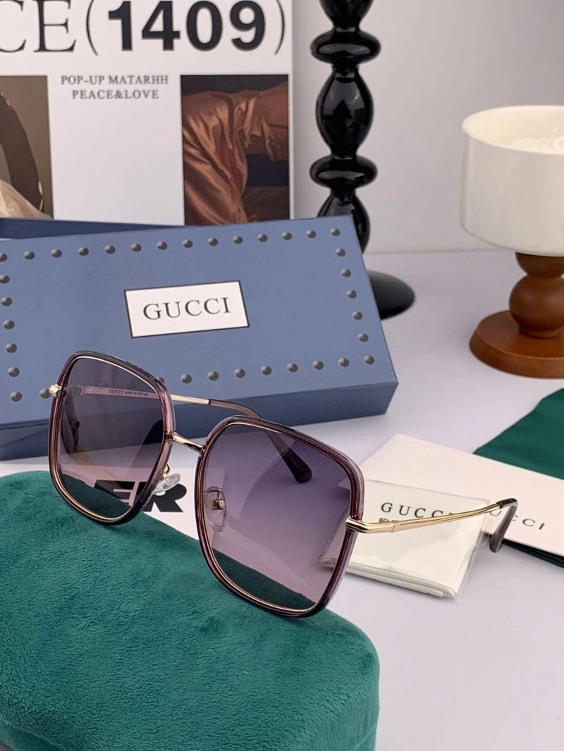 Gucci Sunglasses UrbanChic 279665