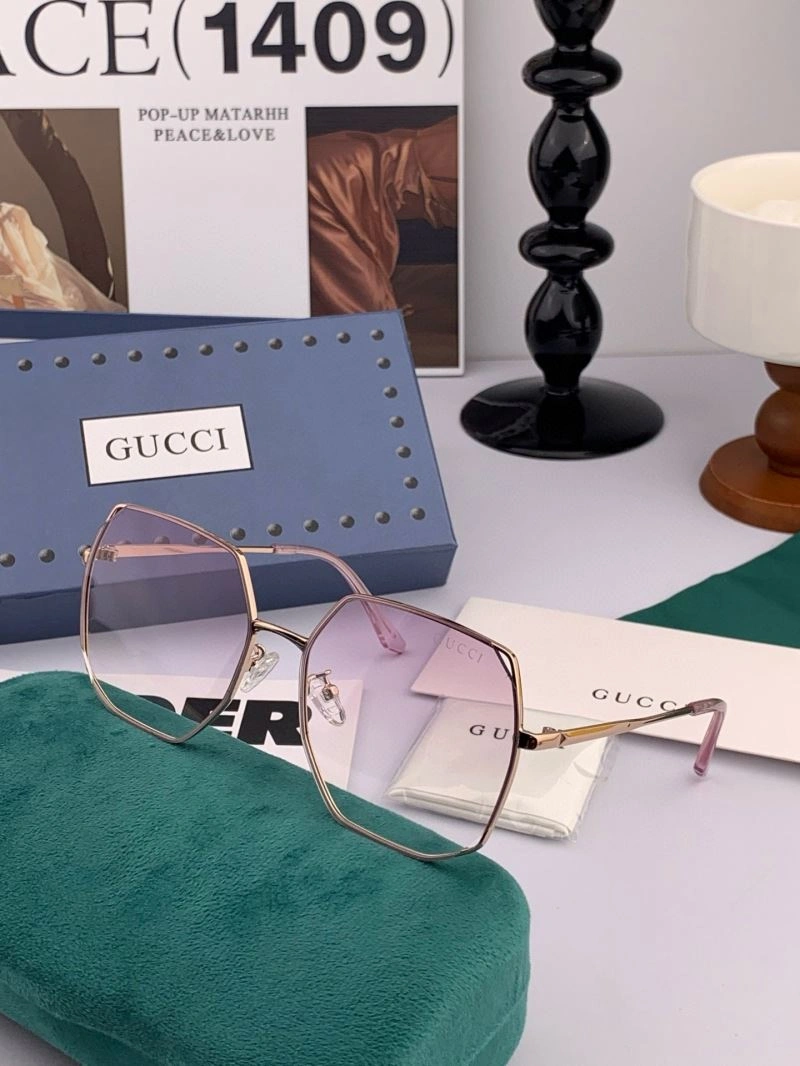 Tailored Gucci Sunglasses 279666