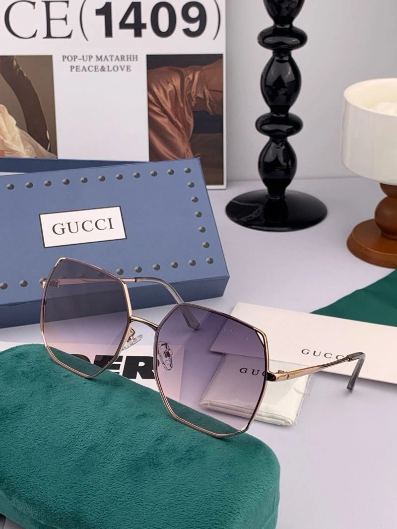 Tailored Gucci Sunglasses 279666