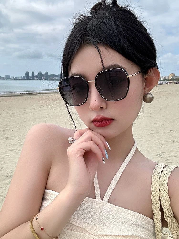Youthful Gucci Sunglasses 279664
