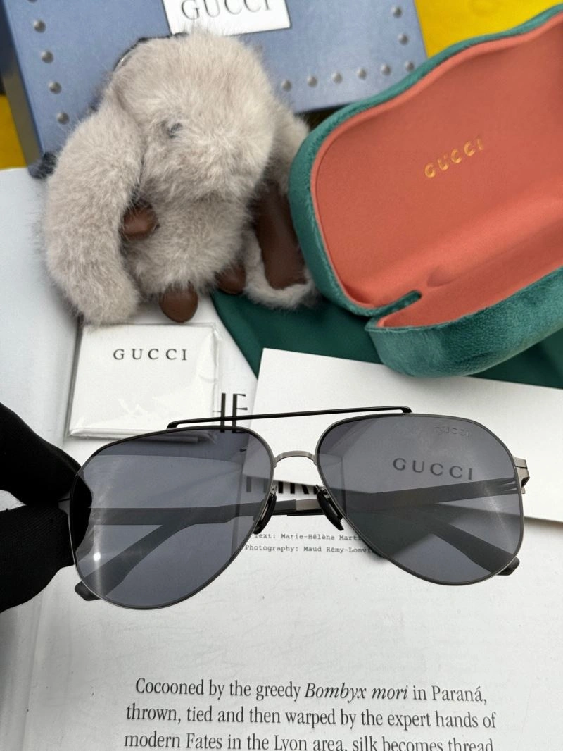 Stylish Gucci Sunglasses 279661