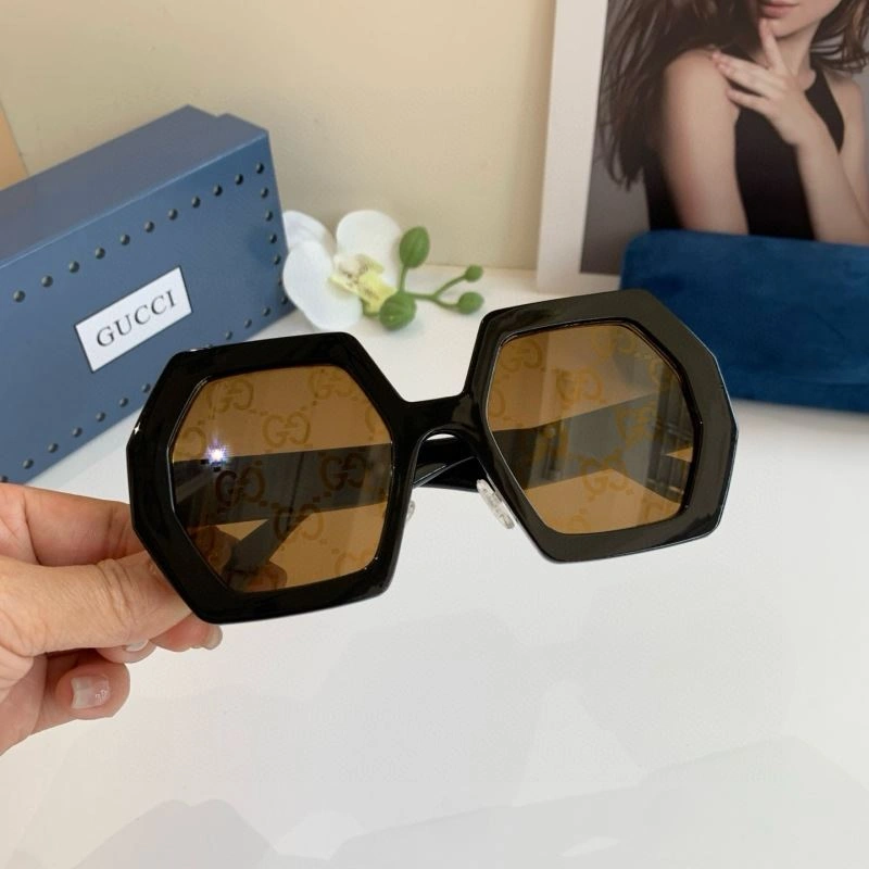 Gucci Sunglasses Attractive 279635