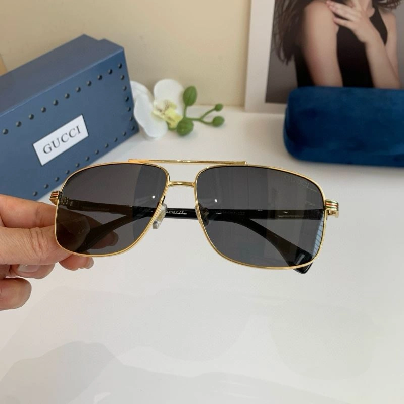 Gucci Sunglasses Classic 279630