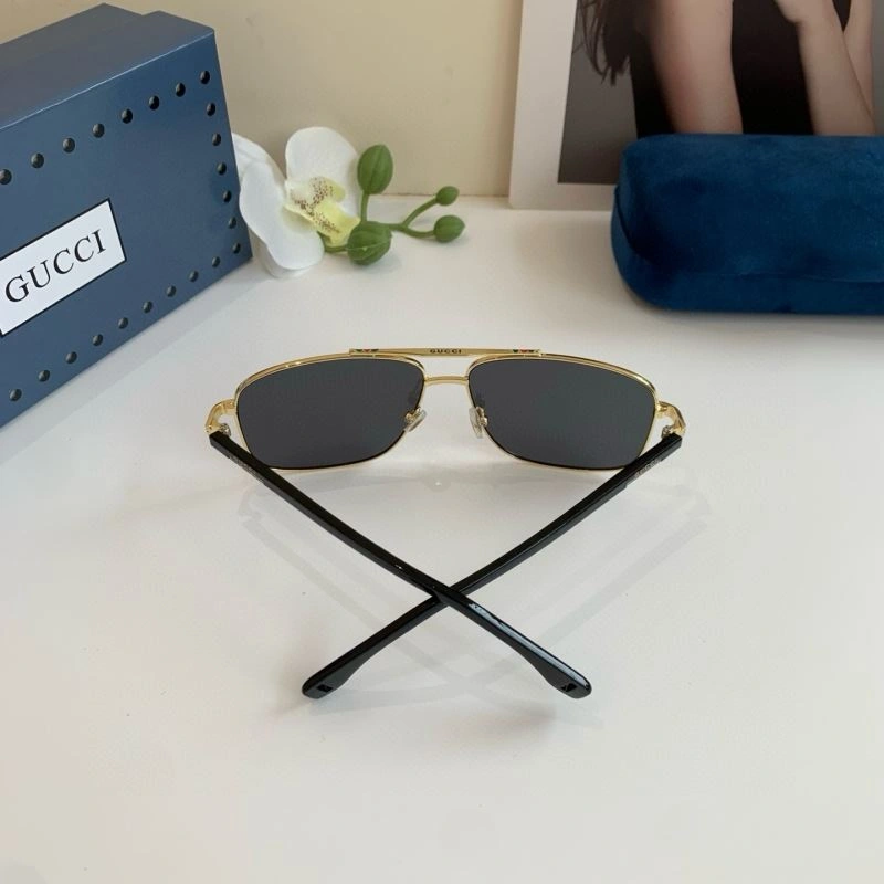 Gucci Sunglasses Classic 279630