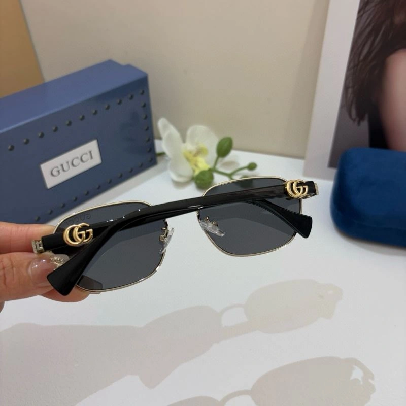 Reliable Gucci Sunglasses 279651