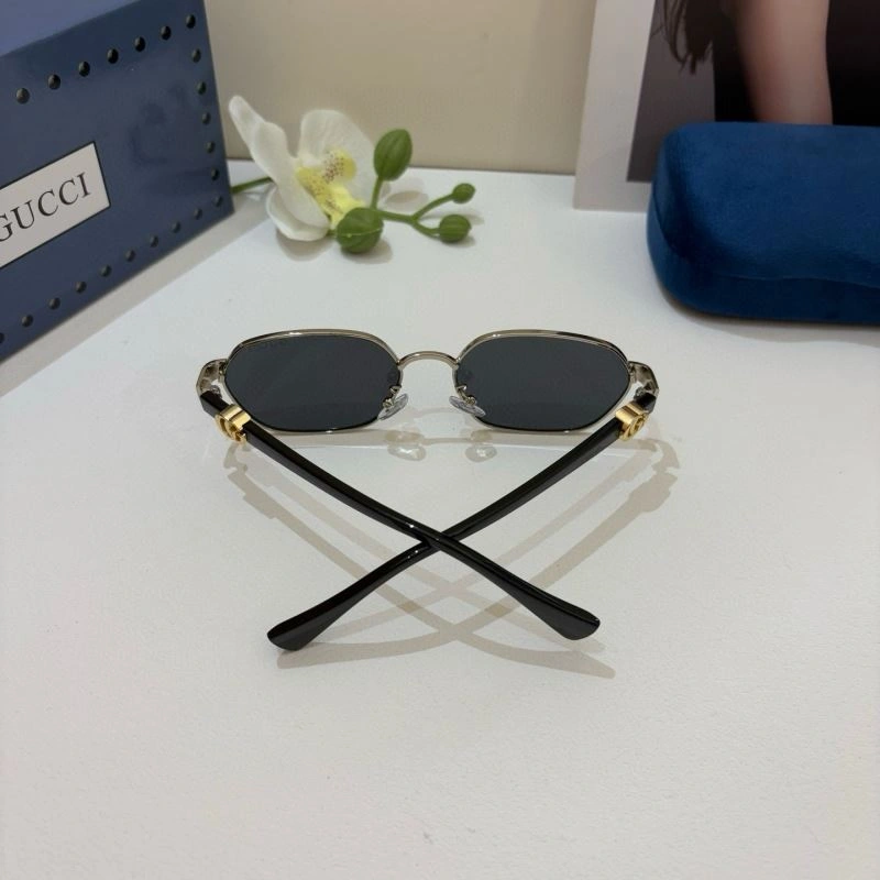 Reliable Gucci Sunglasses 279651