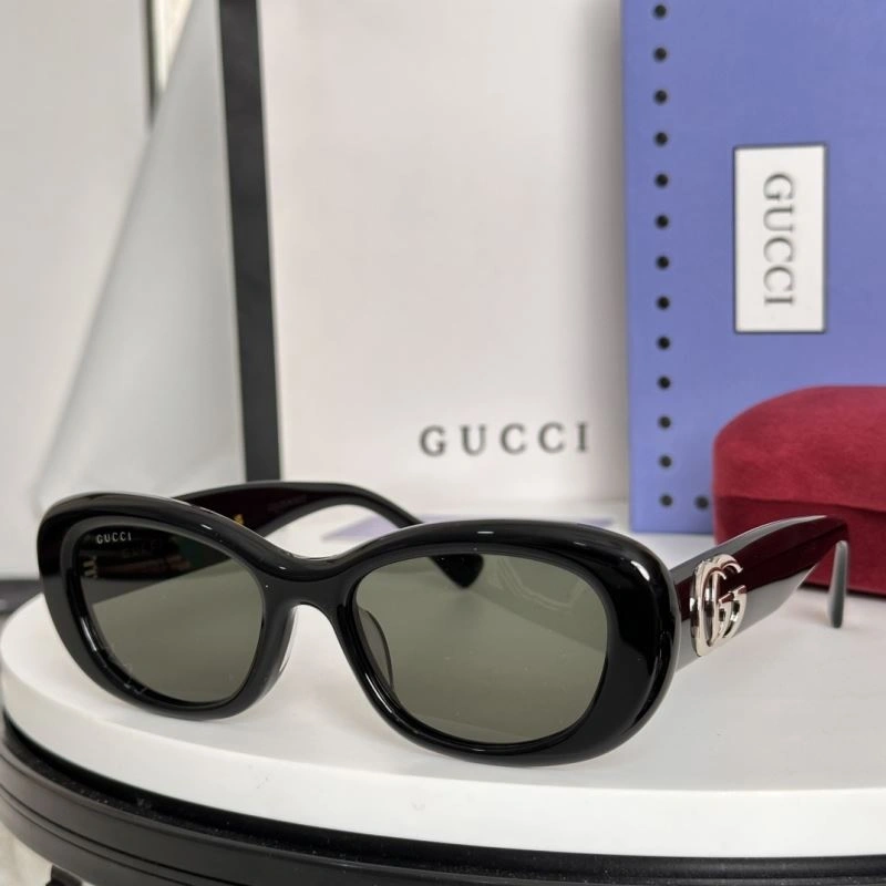 Flexible Gucci Sunglasses 279650