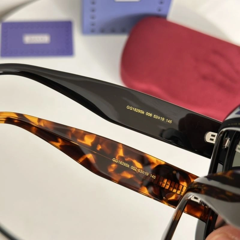 Flexible Gucci Sunglasses 279650