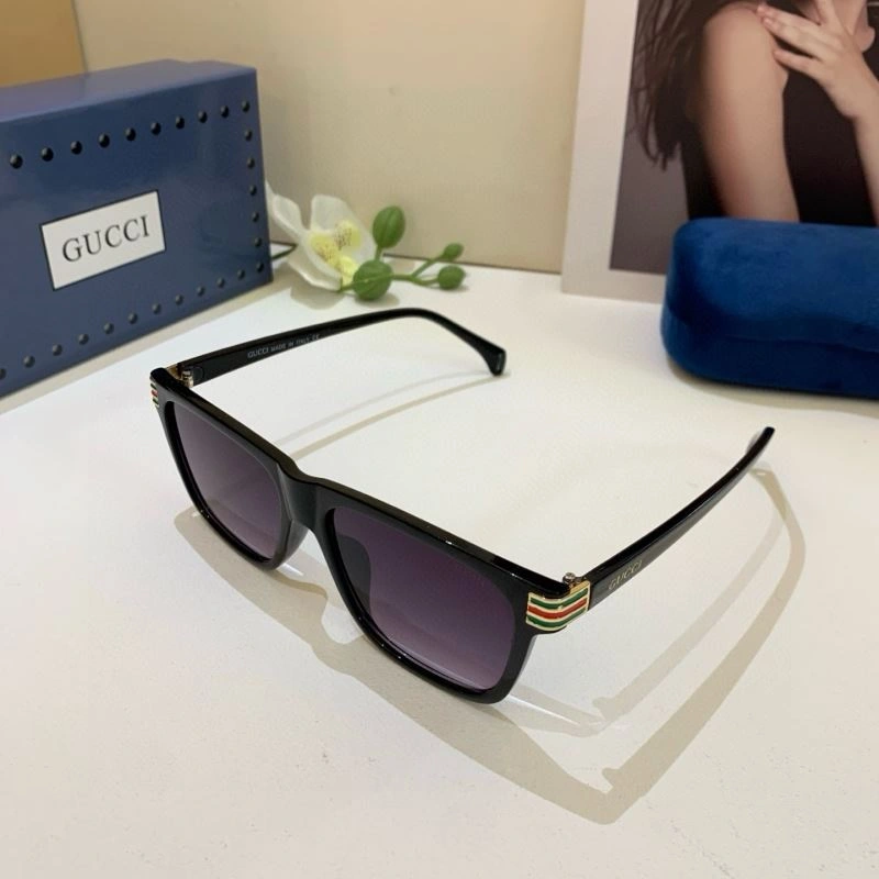 WaterResistant Gucci Sunglasses 279631