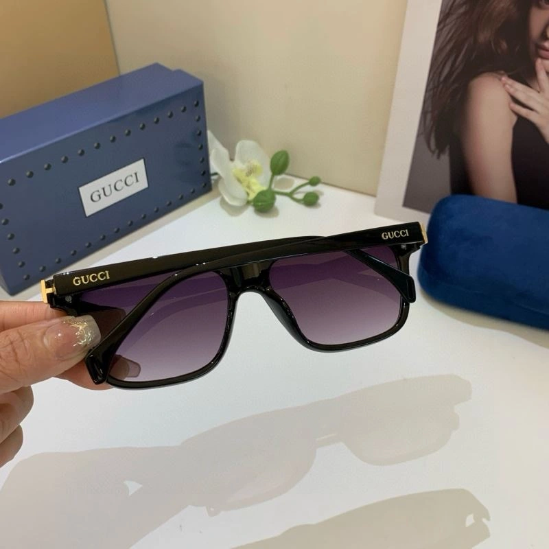 WaterResistant Gucci Sunglasses 279631