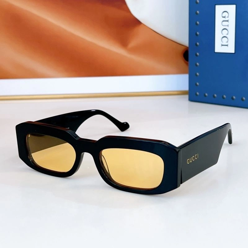 Gucci Sunglasses Practical 279659