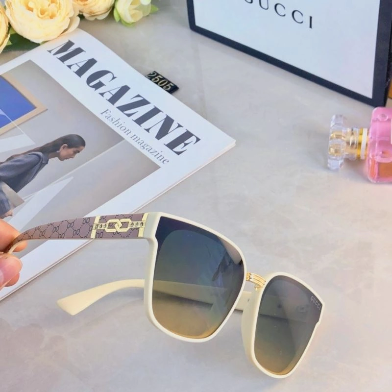 Gucci Sunglasses EyeCatching 279636