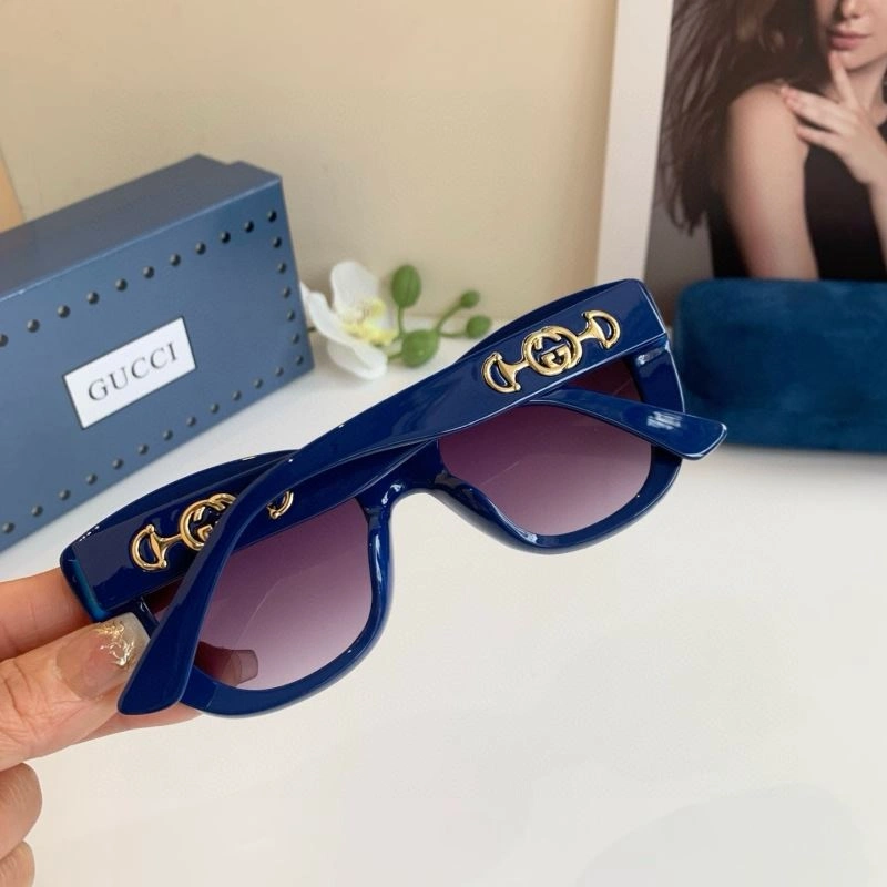 Casual Gucci Sunglasses 279637