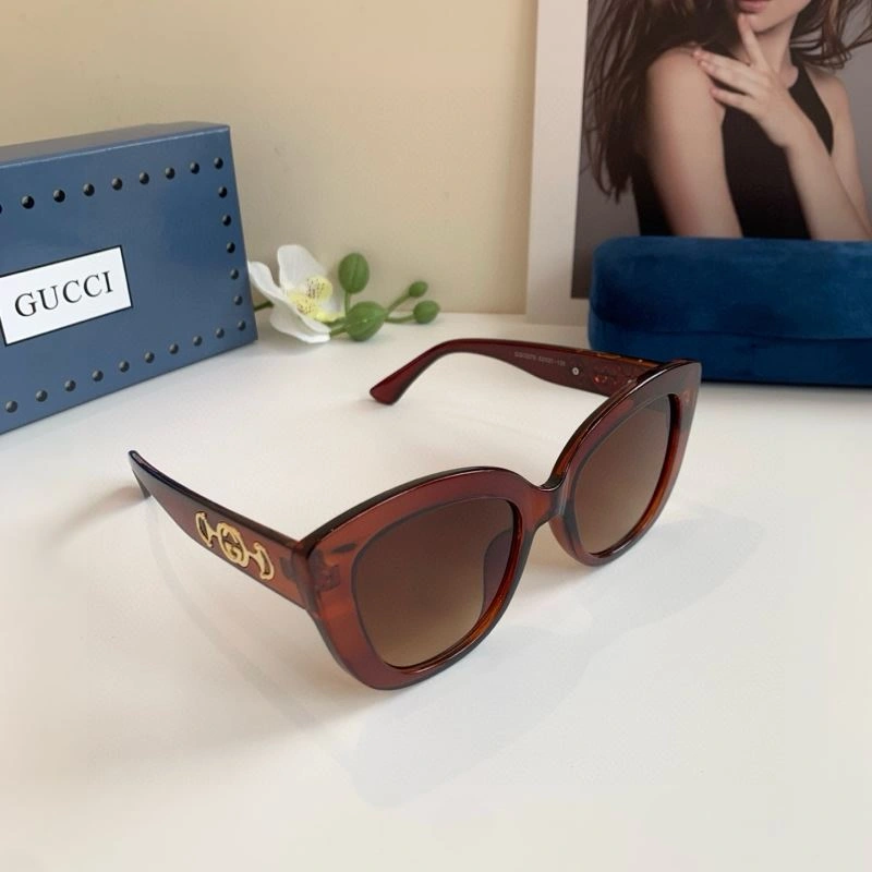 Gucci Sunglasses Snug 279652