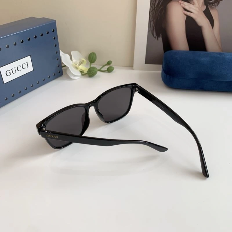 Gucci Sunglasses SoftTouch 279641