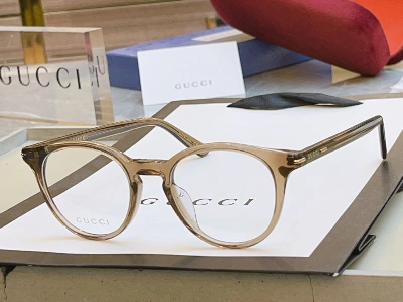 Gucci Sunglasses Sporty 279658