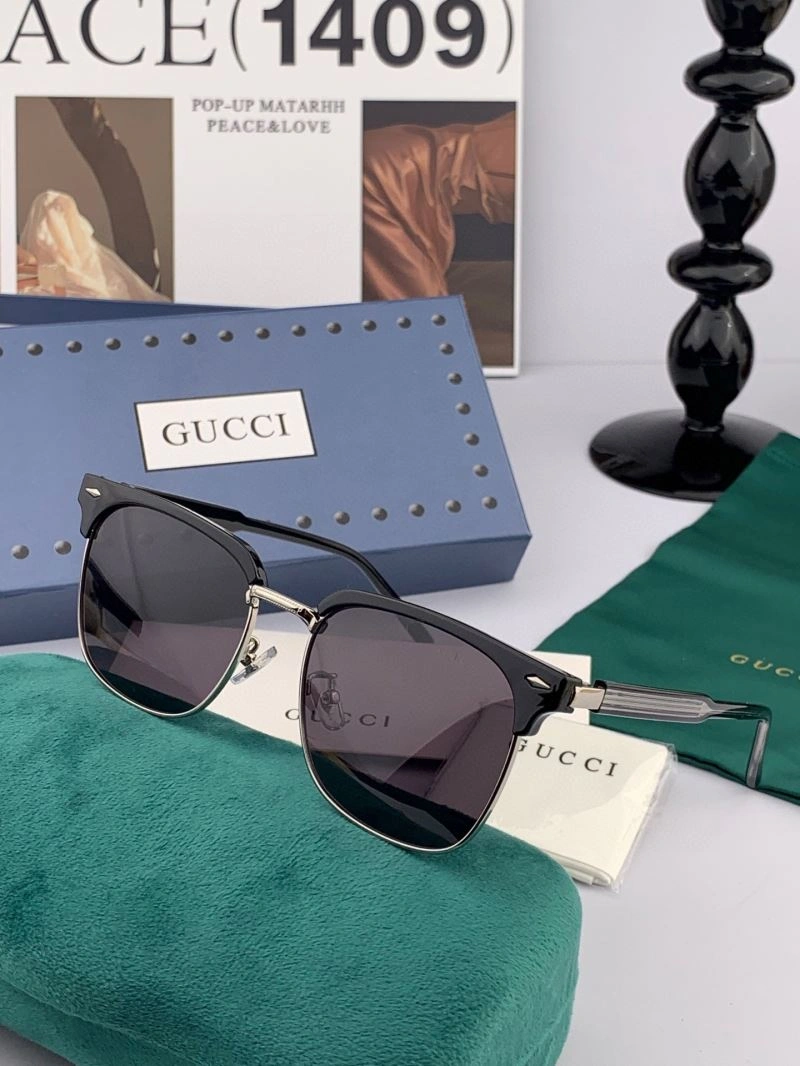 RelaxedFit Gucci Sunglasses 279643