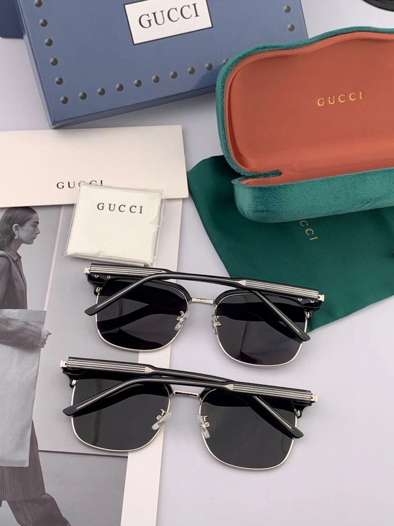 RelaxedFit Gucci Sunglasses 279643