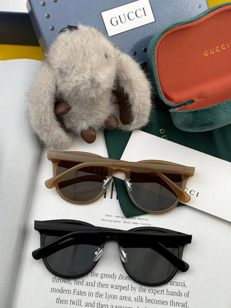 Gucci Sunglasses Neat 279627