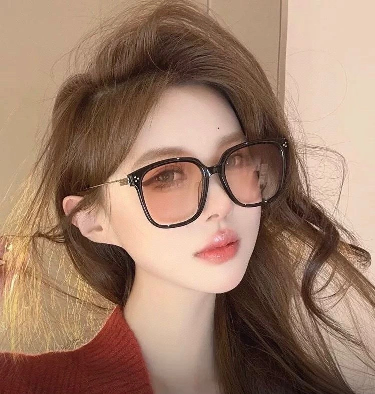 Neat Gucci Sunglasses 279628