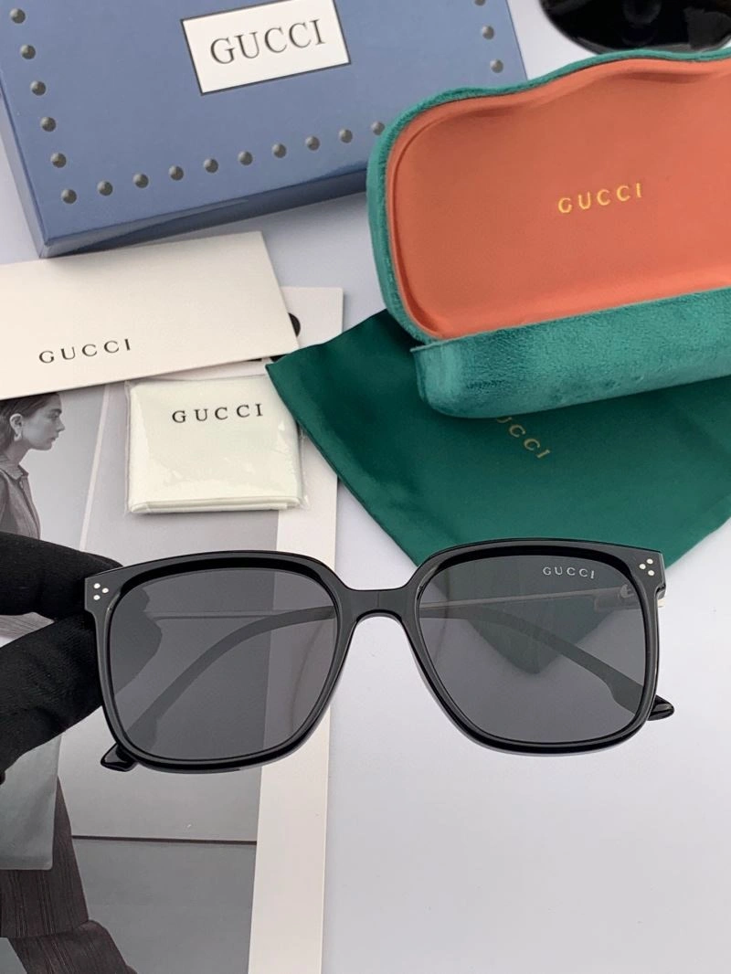 Neat Gucci Sunglasses 279628