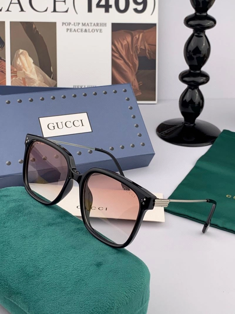 Gucci Sunglasses Trendy 279640