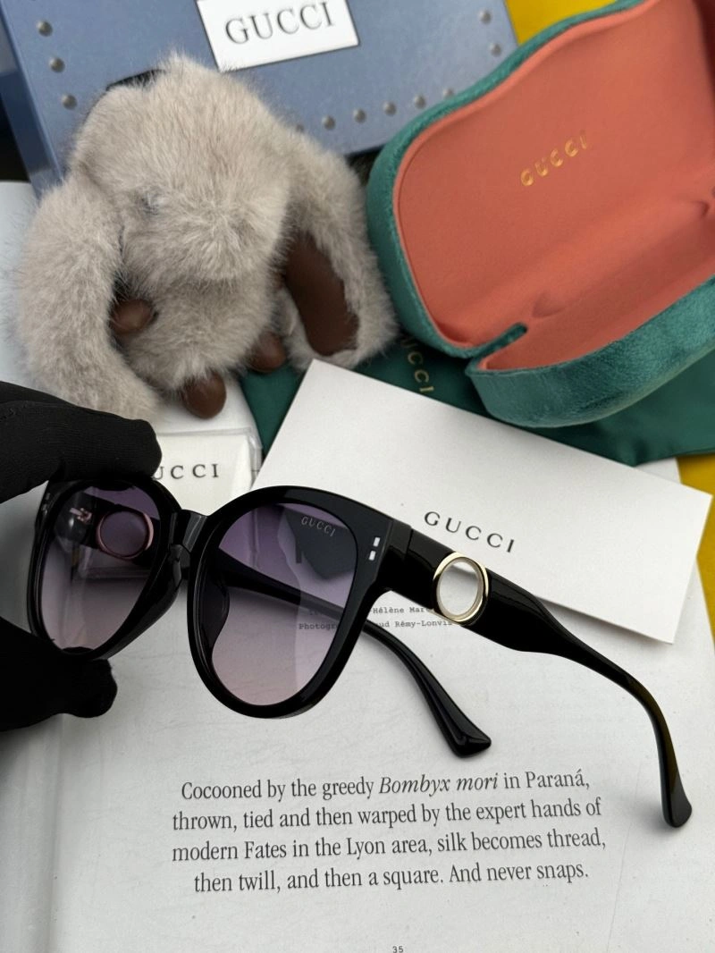 Gucci Sunglasses Contemporary 279626