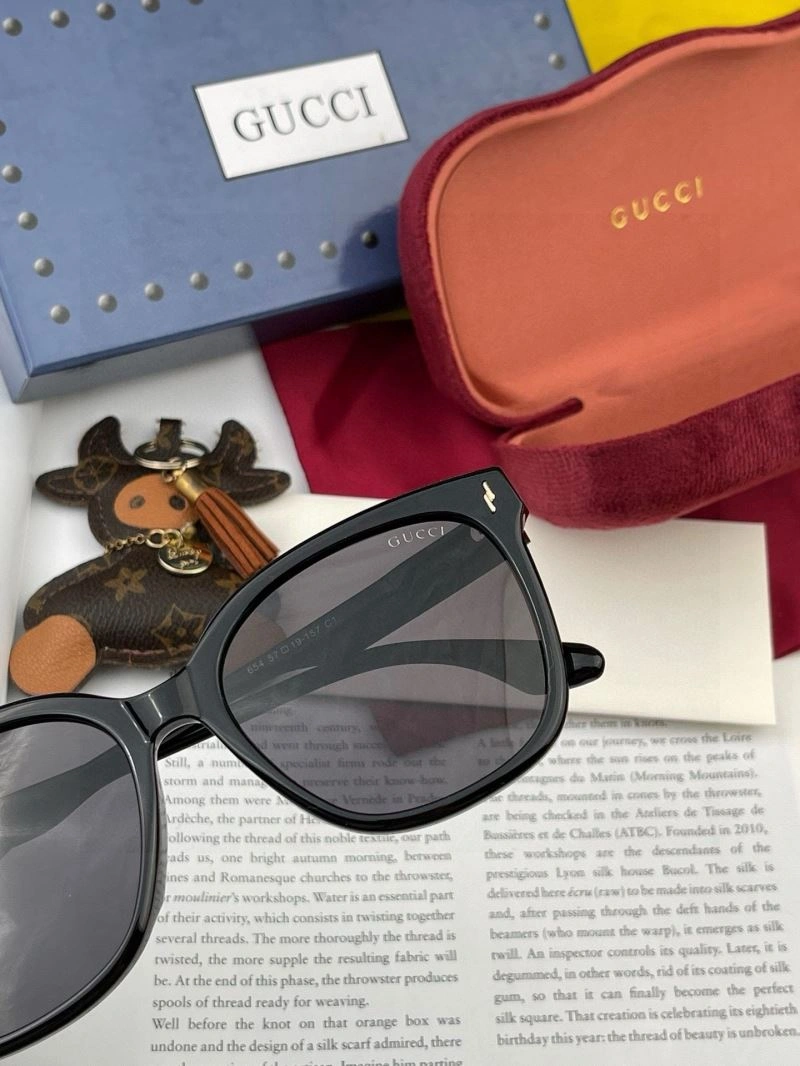 Gucci Sunglasses Stylish 279622