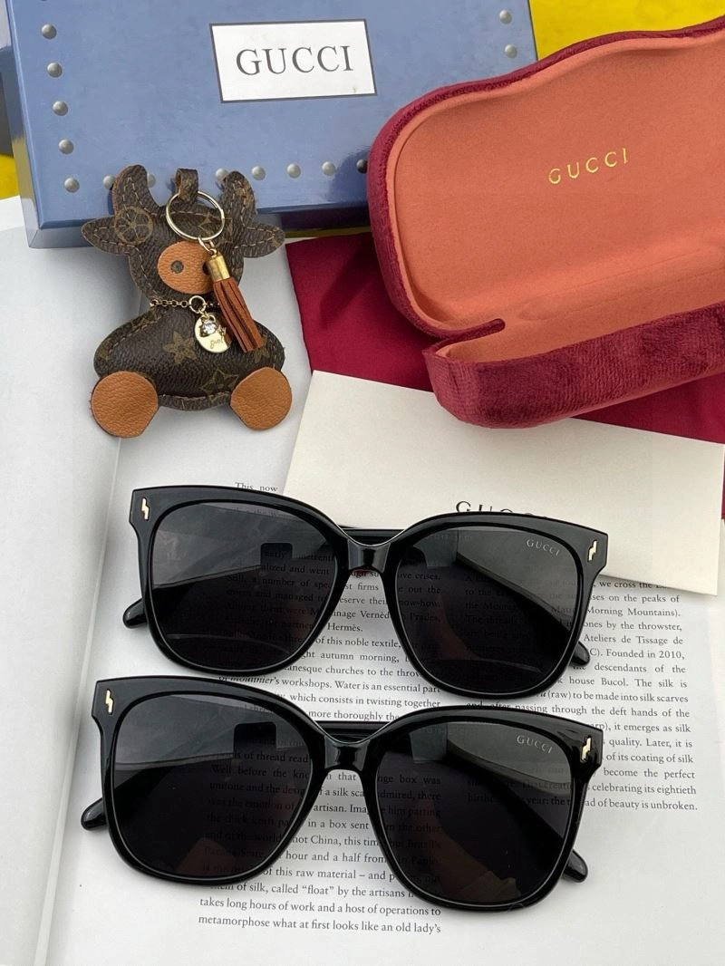 Gucci Sunglasses Stylish 279622