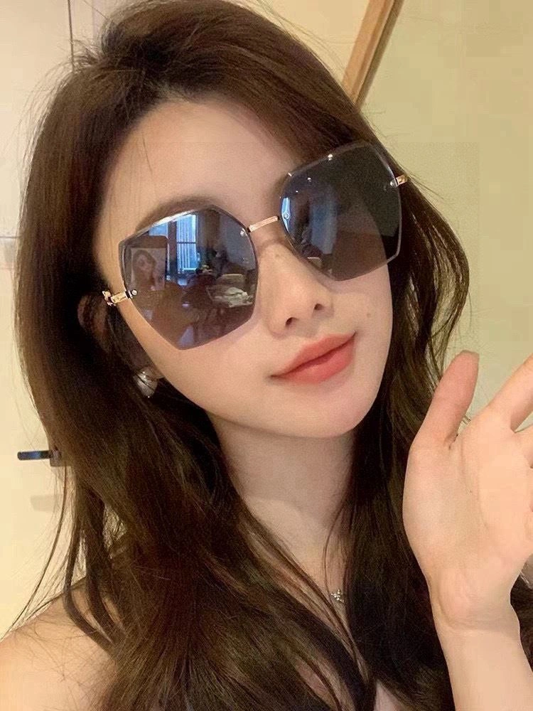 Gucci Sunglasses WaterResistant 279620