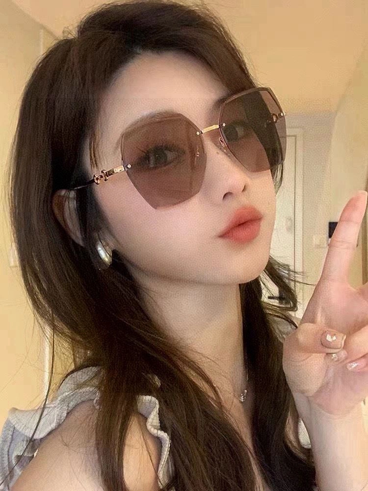 Gucci Sunglasses WaterResistant 279620
