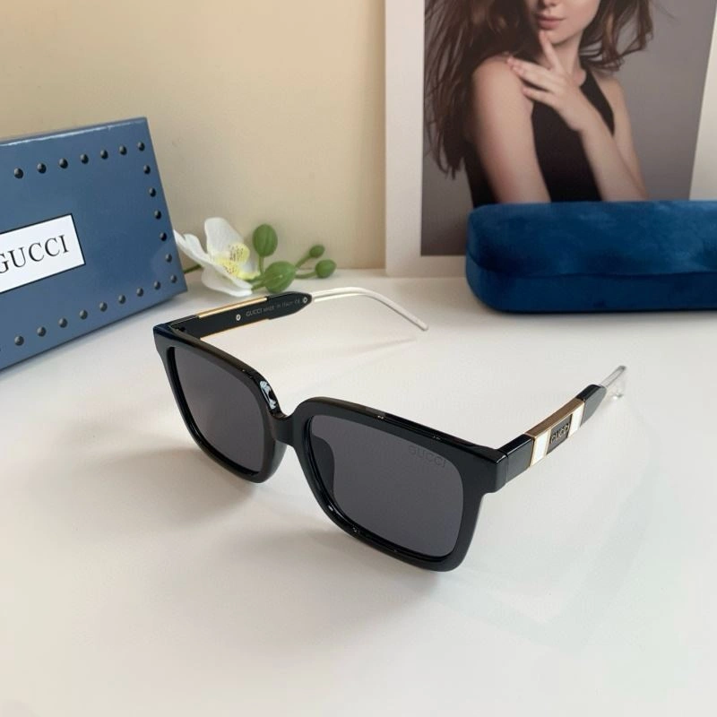 Refined Gucci Sunglasses 279616