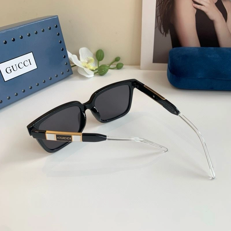 Refined Gucci Sunglasses 279616