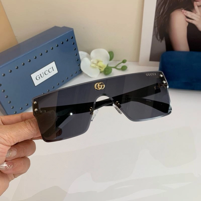 Neat Gucci Sunglasses 279588