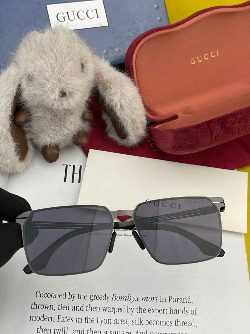 Gucci Sunglasses Colorful 279613