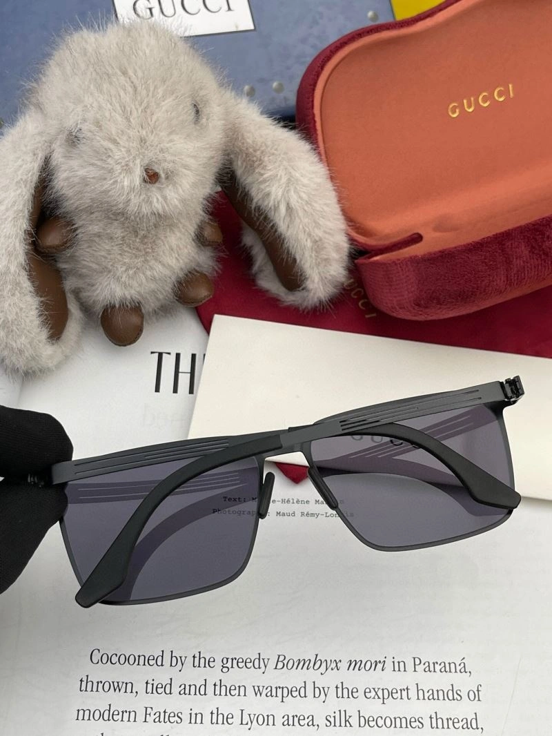 Gucci Sunglasses Colorful 279613